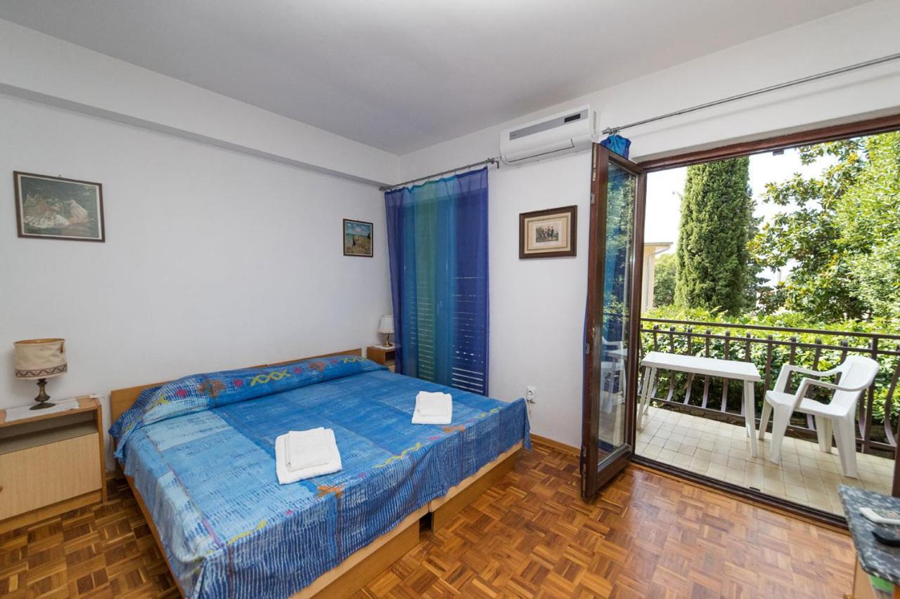 King Tomislav Apartments Цриквеница Экстерьер фото
