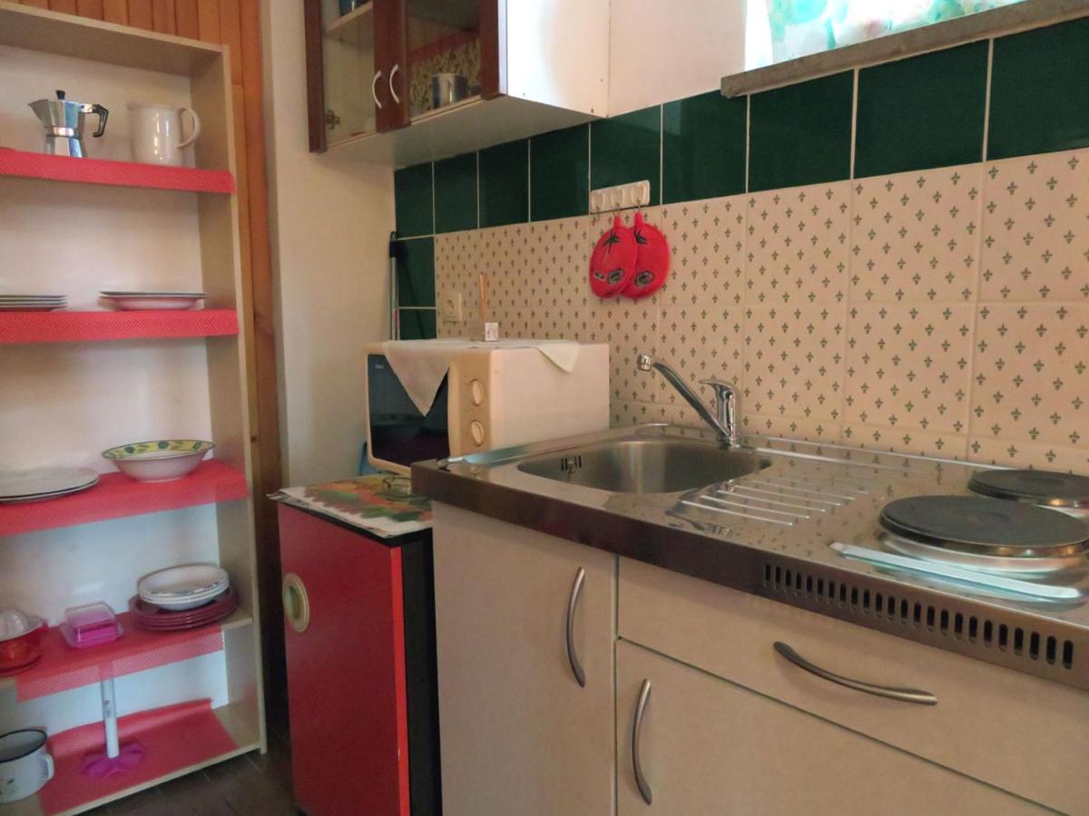 King Tomislav Apartments Цриквеница Экстерьер фото